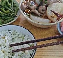 Stewed Pig Intestines with Radish