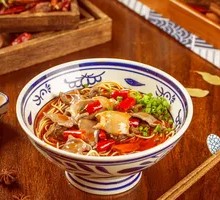Original Spicy Pickled Pepper Chicken Offal Noodles