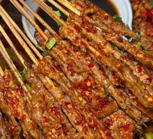 Sliced Beef with Green and Red Peppers
