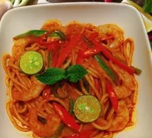 Thai Sour and Spicy Shrimp Noodles