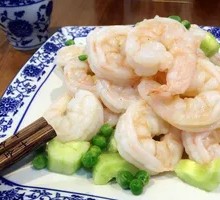 Sauce-Drizzled Shrimp