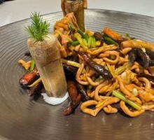 Spicy Duck Intestine Stir-fry