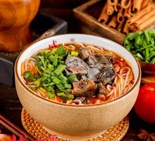 Tomato Black Chicken Noodle Soup