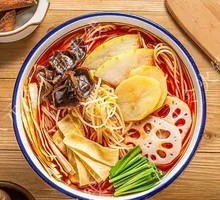 Nine-foot Duck Intestine Hot Pot Noodles