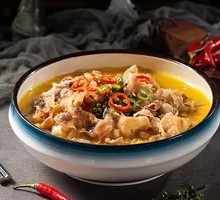 Spicy Sour Beef Noodles