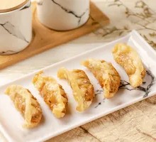 Floral Pan-Fried Dumplings