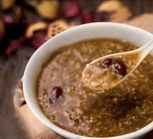 Longan and Tremella Porridge
