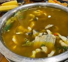 Sliced Fish with Spicy Sauce