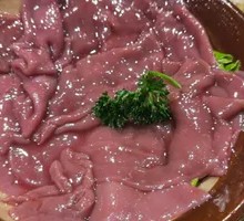 Sliced Pork Kidney with Big Knife