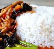 Fish-Flavored Shredded Pork Rice Bowl
