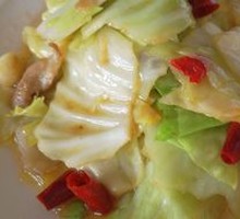 Stir-fried Cabbage with Pork Lard Crumbs