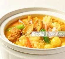 Rongyueyuan Family Feast