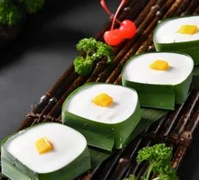 Coconut Milk Sago Cake
