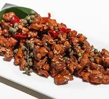 Spicy Rabbit Cubes Stir-Fried with Rice Noodles
