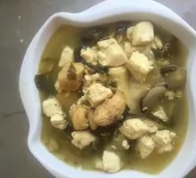 Sour Cabbage Tofu Pork Intestine