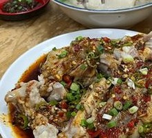 Spicy and Sour Pig Trotters