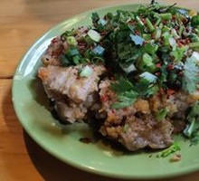 Steamed Pork Intestines with Rice Flour