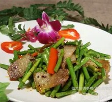 Garlic Stir-fried Pork