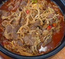 Beef and Enoki Mushroom Stir-fry