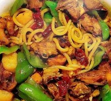 Xinjiang Big Plate Chicken with Rice Noodles