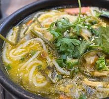 Sour Cabbage Fish Noodles