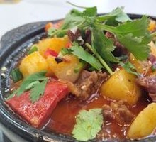 Beef Stewed with Potatoes