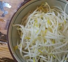 Bean sprouts