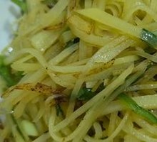 Stir-Fried Potato Strips