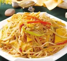 Potato Shredded Pork Rice Bowl