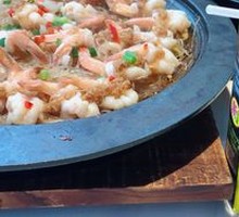Stone Pot Steamed Shrimp