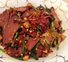 Spicy Stir-Fried Donkey Meat