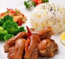 Pork trotter rice