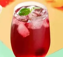 Secret-Recipe Plum Lemonade