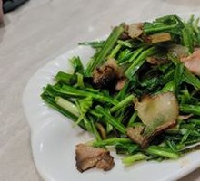 Mountain Garlic Chives Stir-Fried with Preserved Pork