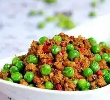 Eggplant with Green Peas