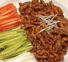 Beijing-style Shredded Pork in Soy Sauce