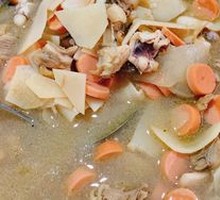 Three Fresh Stewed Chicken Seafood Noodles