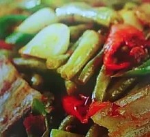 Green Bean and Twice-Cooked Pork Baozi Rice