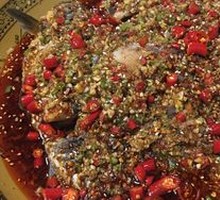 Cold-mixed crucian carp