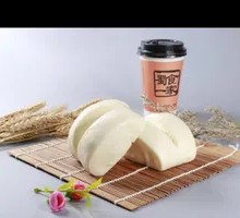 White Steamed Bun