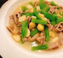 Pork Tripe with Lettuce