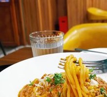 Classic Italian Meat Sauce Pasta