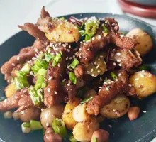 Spicy Pot Chicken Feet