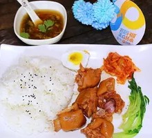 Braised Pork Trotter Rice