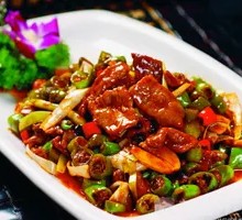 Stir-Fried Beef with Yellow Onion