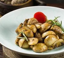 Butter-Baked Button Mushrooms