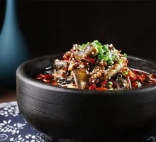 Stewed Eel in Stone Pot
