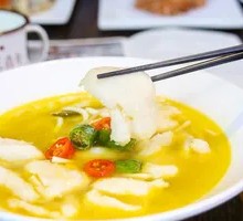 Spicy Fish with Pickled Cabbage (Boneless)