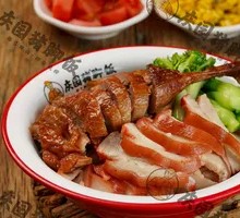 Qingyuan Pork Leg Rice with Chicken Cutlet