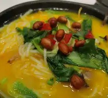 Golden Soup Rice Noodles